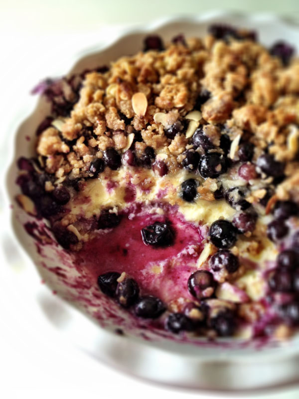 Blueberry Cream Cheese Crisp